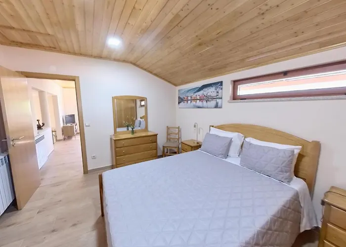 別荘 Cantinho Da Feira Parada de Ester